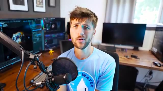 The Best Way To Animate Water In 3D by CG Geek